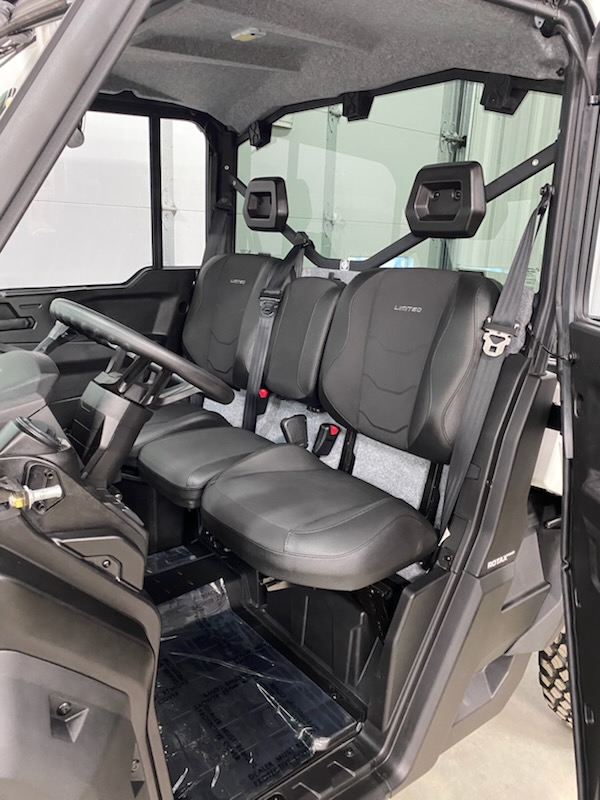 2025 Can-Am 2025 DEFENDER LTD CAB HD10 PEARL WHITE SKU # 8JSD Utility Vehicle