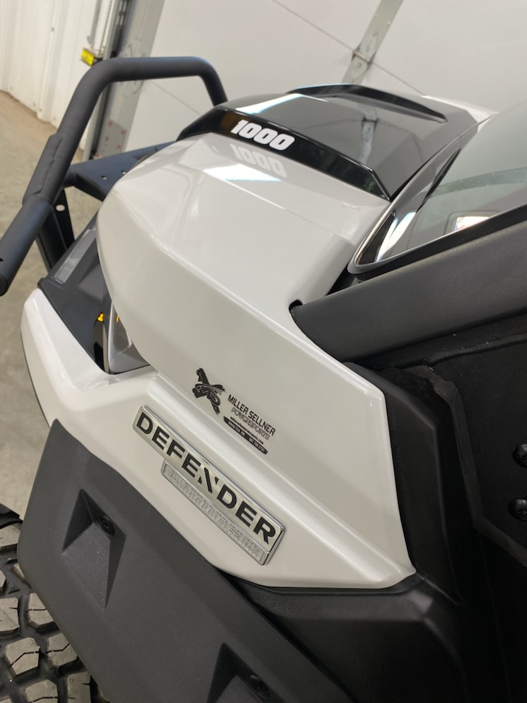 2025 Can-Am 2025 DEFENDER LTD CAB HD10 PEARL WHITE SKU # 8JSD Utility Vehicle