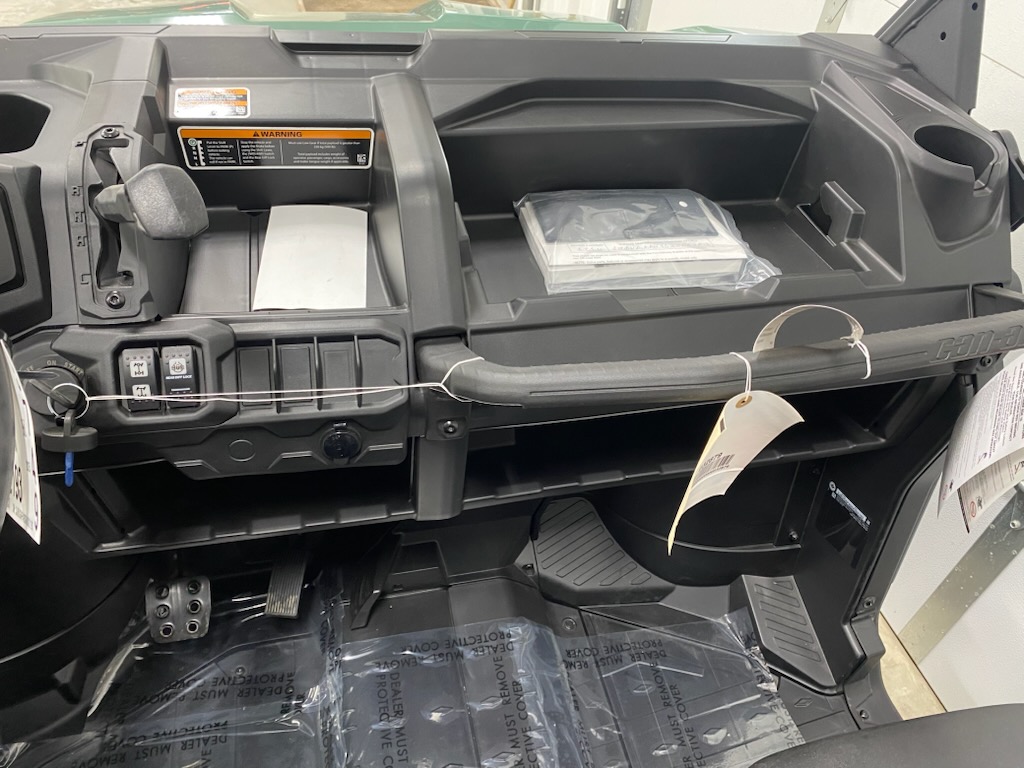 2025 Can-Am 2025 DEFENDER DPS HD9 62"GREEN SKU # 8ESL Utility Vehicle