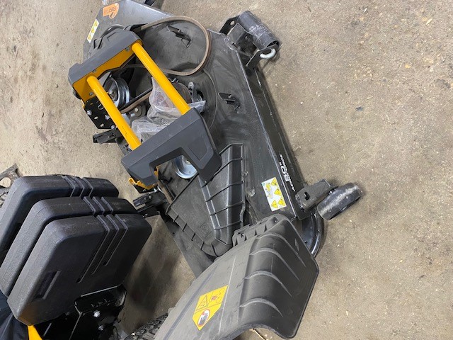 2024 Cub Cadet SLX50 XT2 Mower/Riding