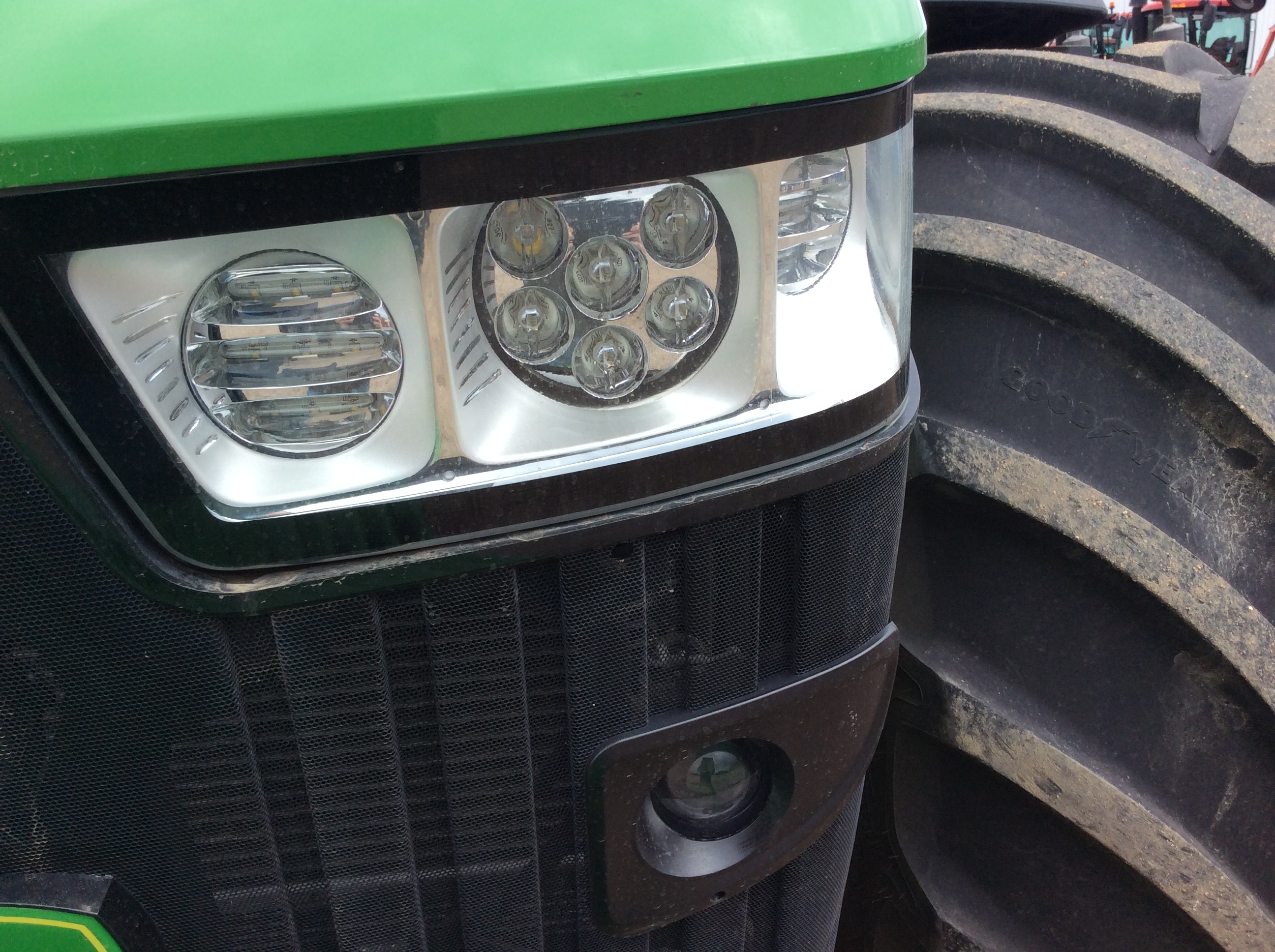 2019 John Deere 8370R Tractor