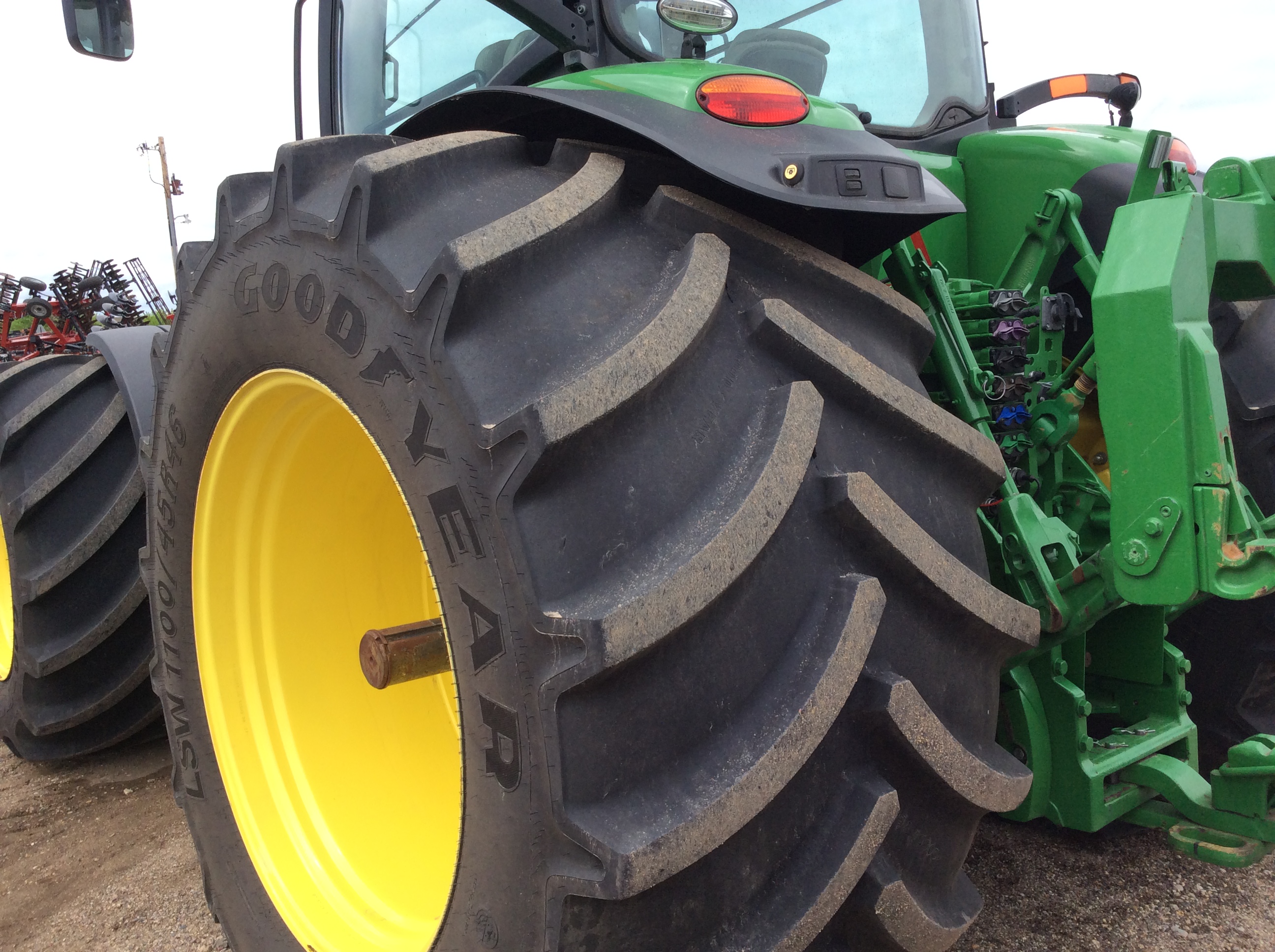 2019 John Deere 8370R Tractor