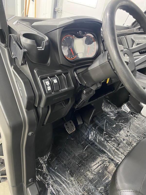 2019 Can-Am 2019 DEFENDER XT HD8 RED SKU # 8FKB Utility Vehicle