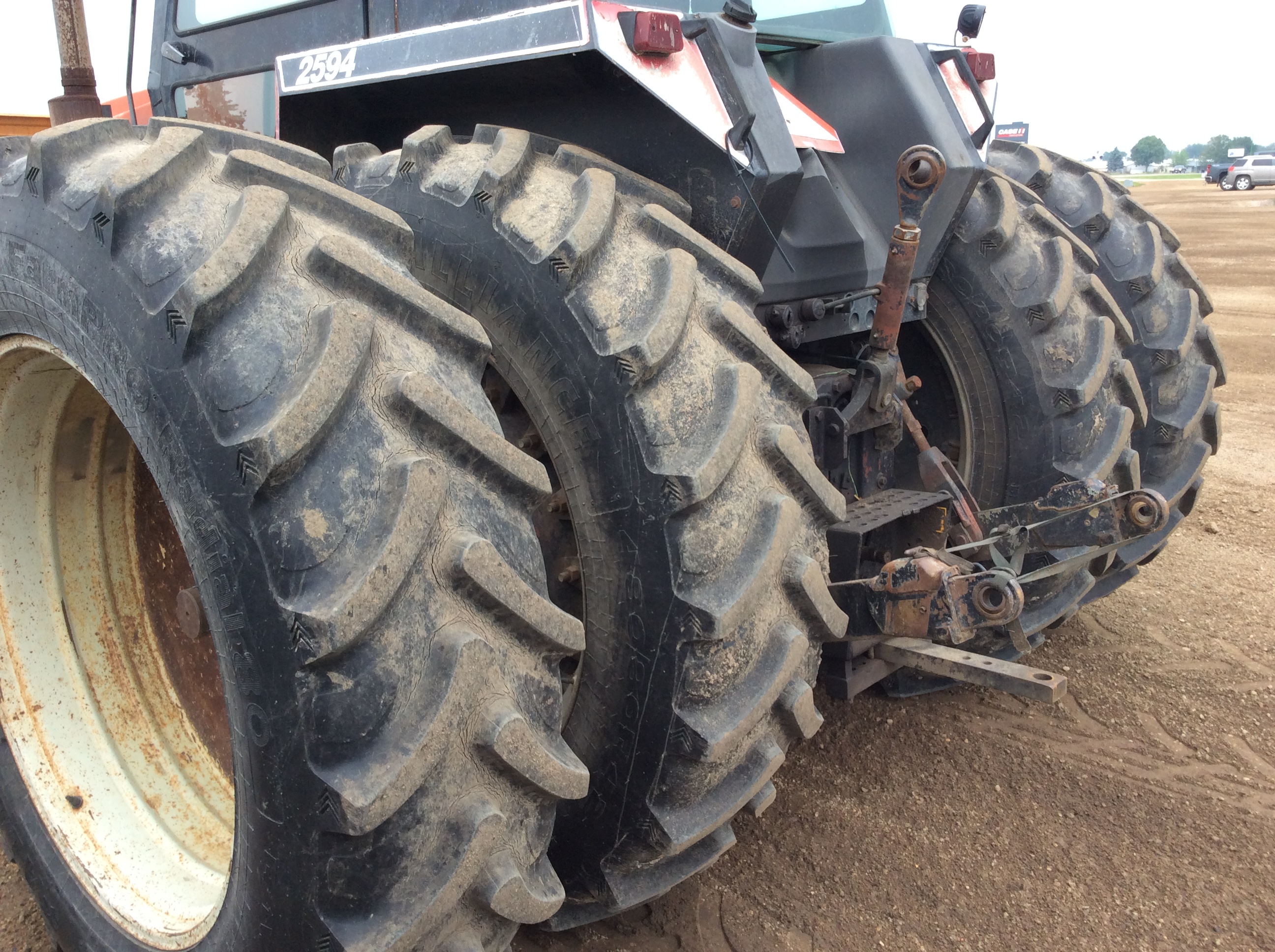 1985 Case IH 2594 Tractor