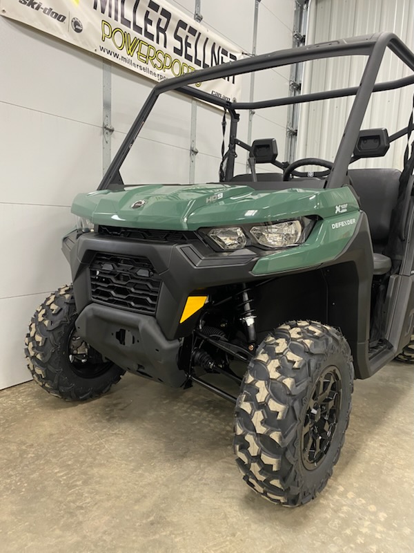 2025 Can-Am 2025 DEFENDER DPS HD9 62"GREEN SKU # 8ESL Utility Vehicle