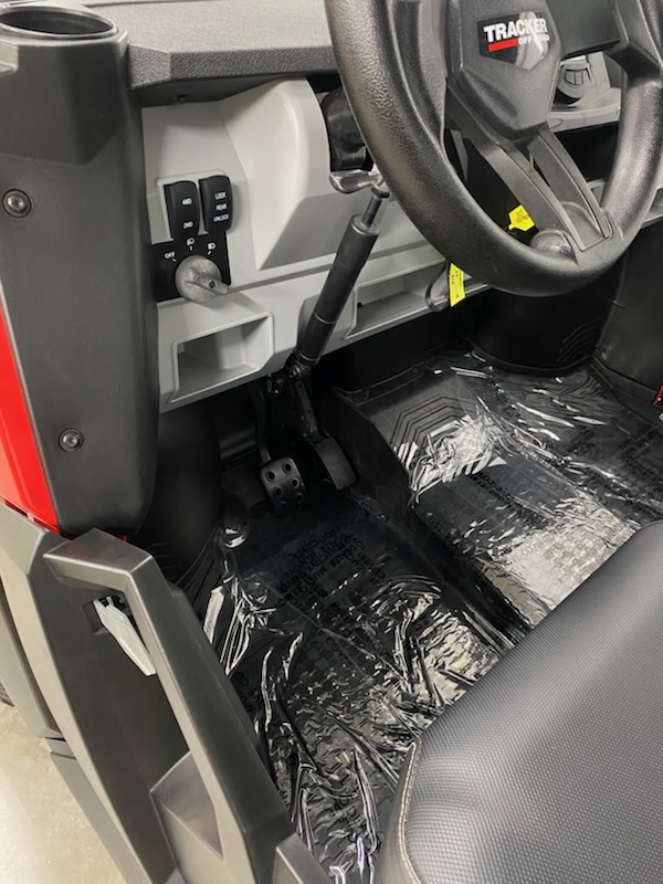 2020 Arctic Cat 2020 TRACKER 800sx Red Textron - Arctic Cat Utility Vehicle