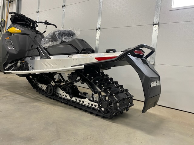 2026 Ski-Doo 2026 MXZ SPORT 600EFI 129 YEL SKU # BHSB Snowmobile