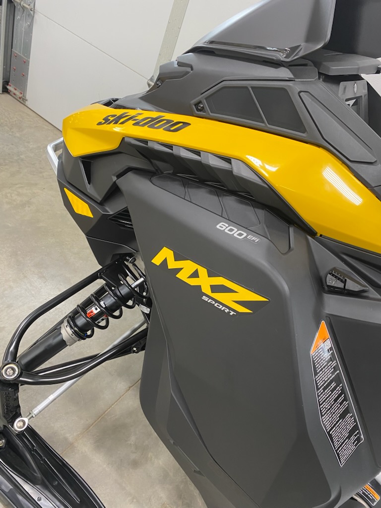 2026 Ski-Doo 2026 MXZ SPORT 600EFI 129 YEL SKU # BHSB Snowmobile