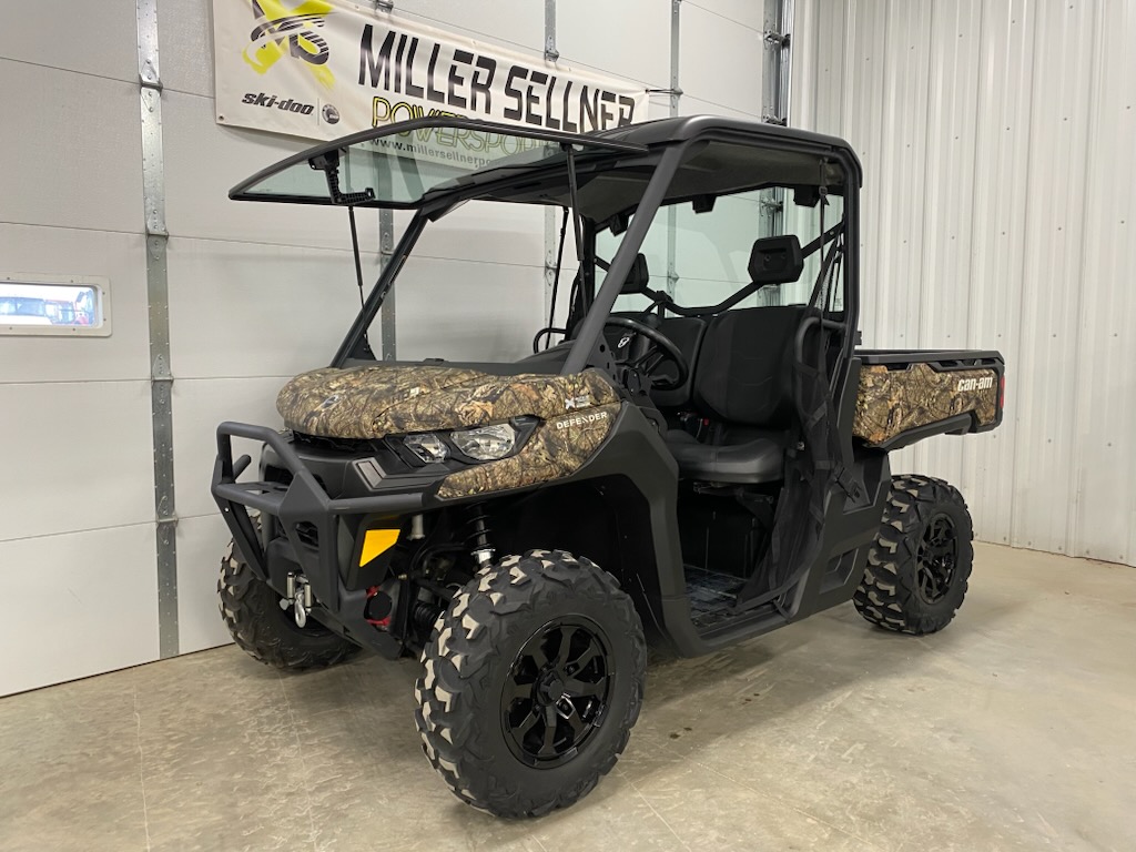 2023 Can-Am 2023 Defender XT HD9 Camo Sku # 8FPH Utility Vehicle