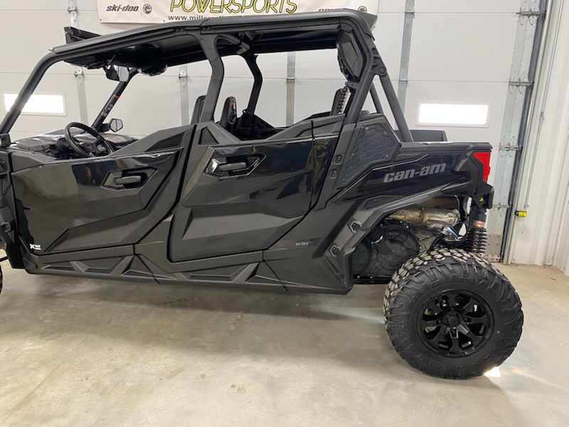 2023 Can-Am 2023 Maverick Max Sport 1000XT Black Utility Vehicle