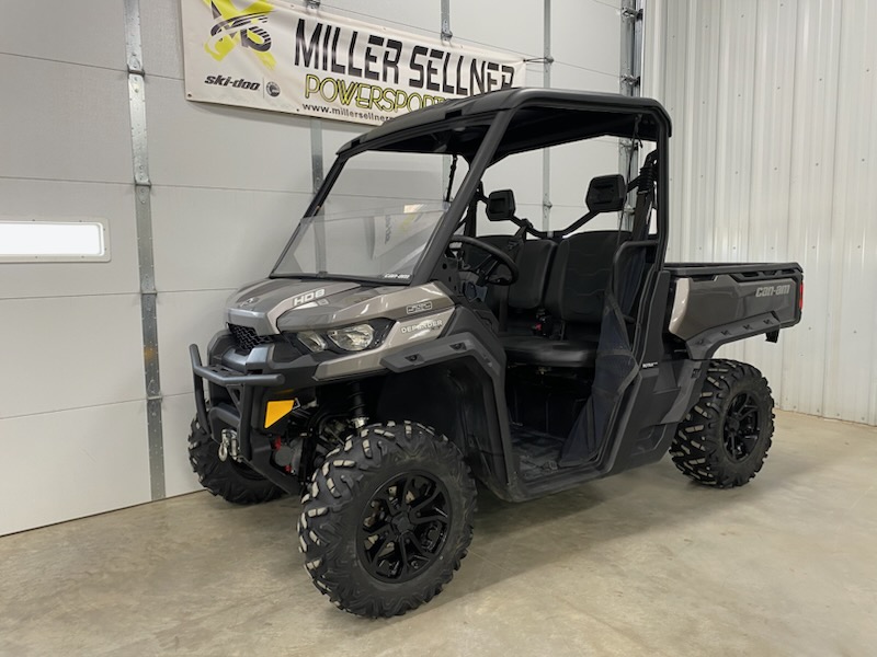 2018 Can-Am 2018 DEFENDER XT HD8 SILVER SKU # 8FJA Utility Vehicle