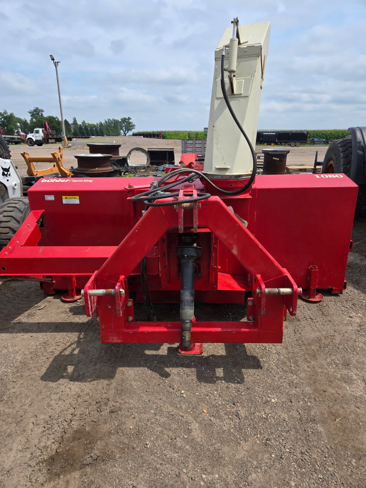 Buhler Farm King Y1080C Snow Blower