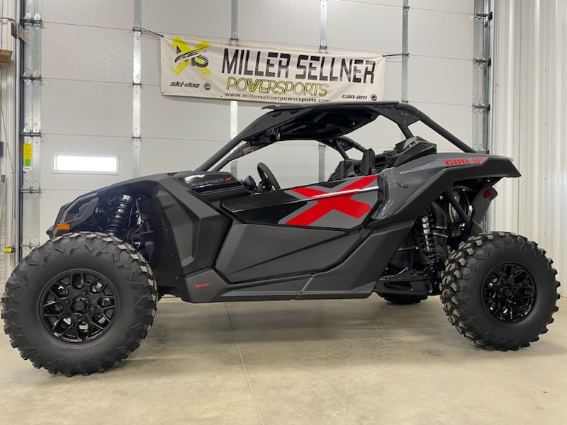 2026 Can-Am 2026 MAV X3 TURBO 900 64"GREY SKU # 8JTL Utility Vehicle