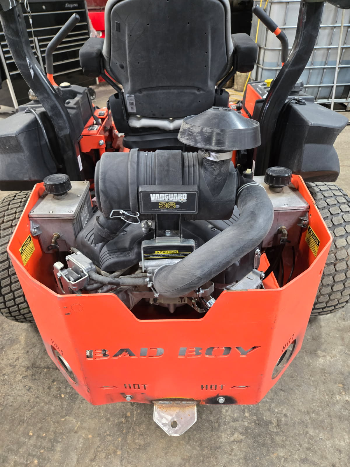 2016 Bad Boy Outlaw XP 61" Mower/Zero Turn