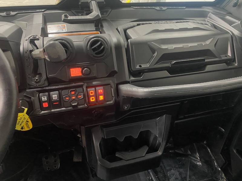 2023 Can-Am 2023 DEFENDER LTD CAB HD10 CAMO SKU # 8JPF Utility Vehicle