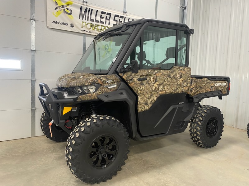2023 Can-Am 2023 DEFENDER LTD CAB HD10 CAMO SKU # 8JPF Utility Vehicle