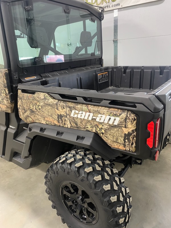 2023 Can-Am 2023 DEFENDER LTD CAB HD10 CAMO SKU # 8JPF Utility Vehicle