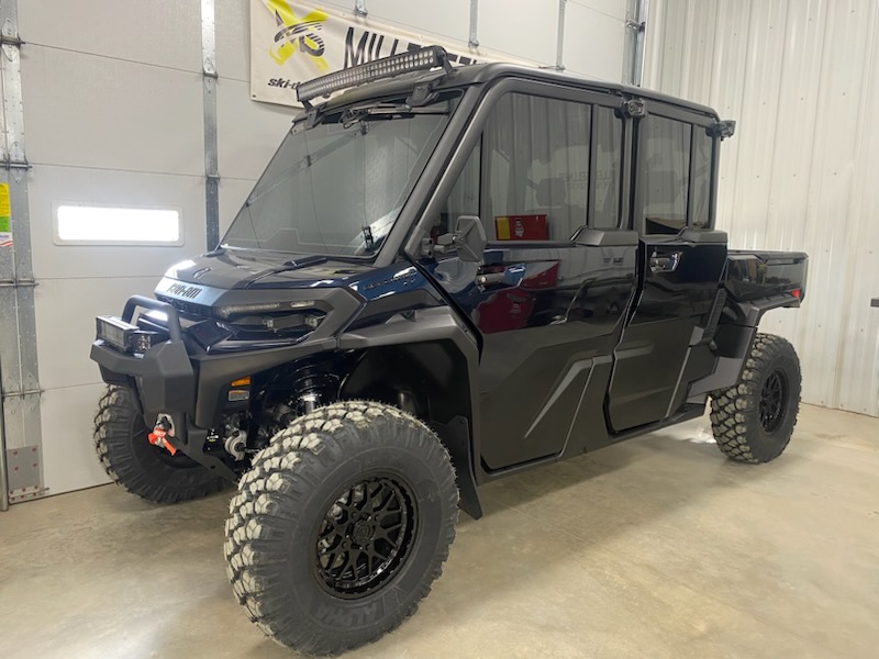 2026 Can-Am 2026 DEFENDER MAX XT CAB HD11 BLUE SKU # 9FTG Utility Vehicle