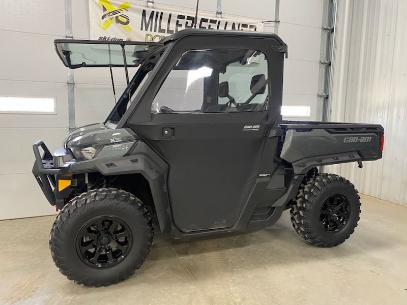 2023 Can-Am 2023 DEFENDER XT 62"HD9 GRAY SKU # 8FPD Utility Vehicle