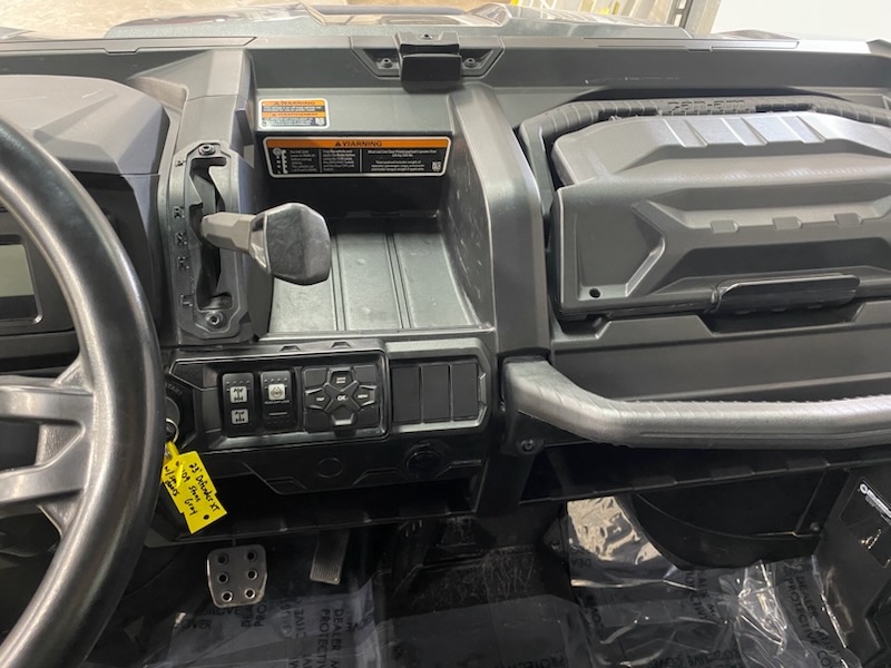 2023 Can-Am 2023 DEFENDER XT 62"HD9 GRAY SKU # 8FPD Utility Vehicle