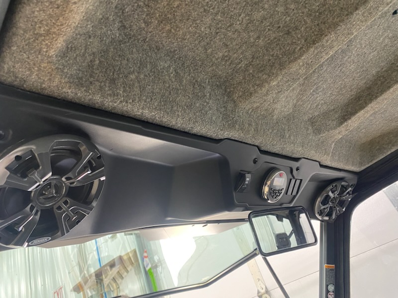 2023 Can-Am 2023 DEFENDER XT 62"HD9 GRAY SKU # 8FPD Utility Vehicle
