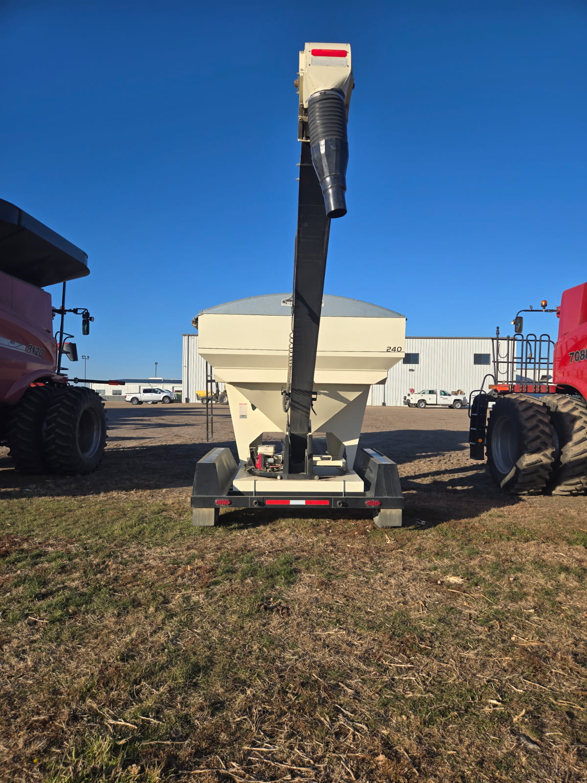 Friesen 240 Seed Tender
