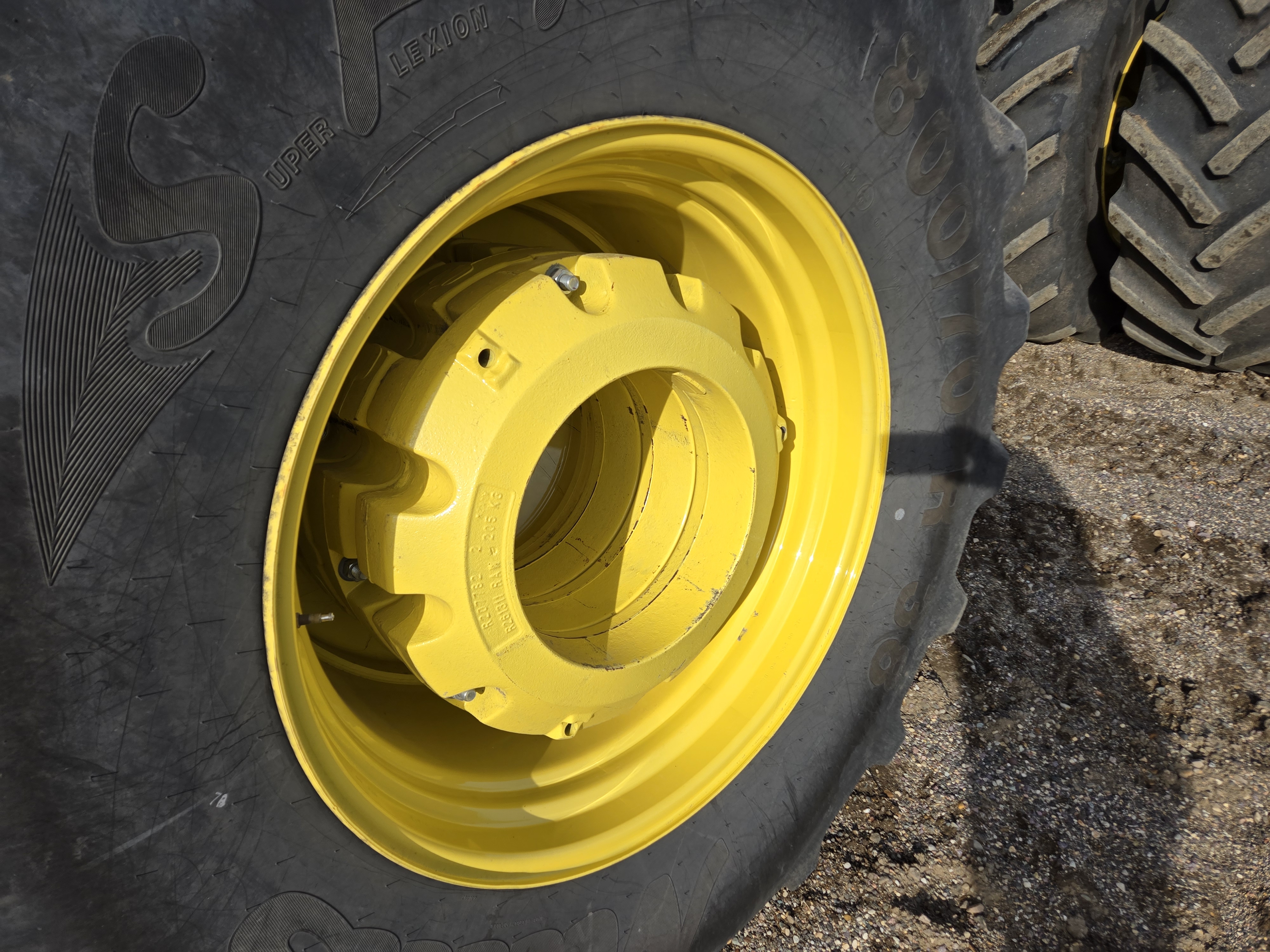 2023 John Deere 9R 640 Tractor 4WD