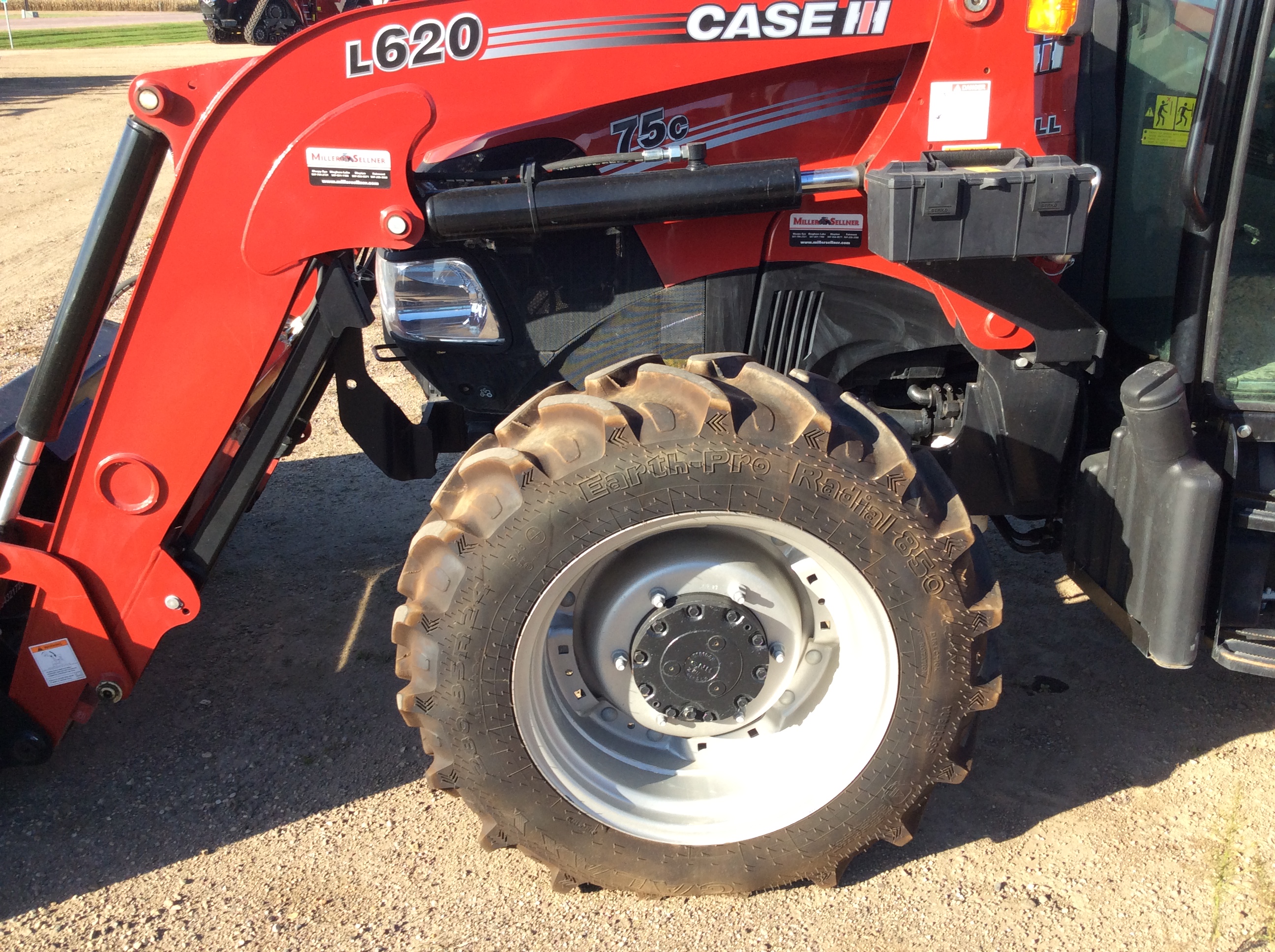 2023 Case IH FARMALL 75C Tractor