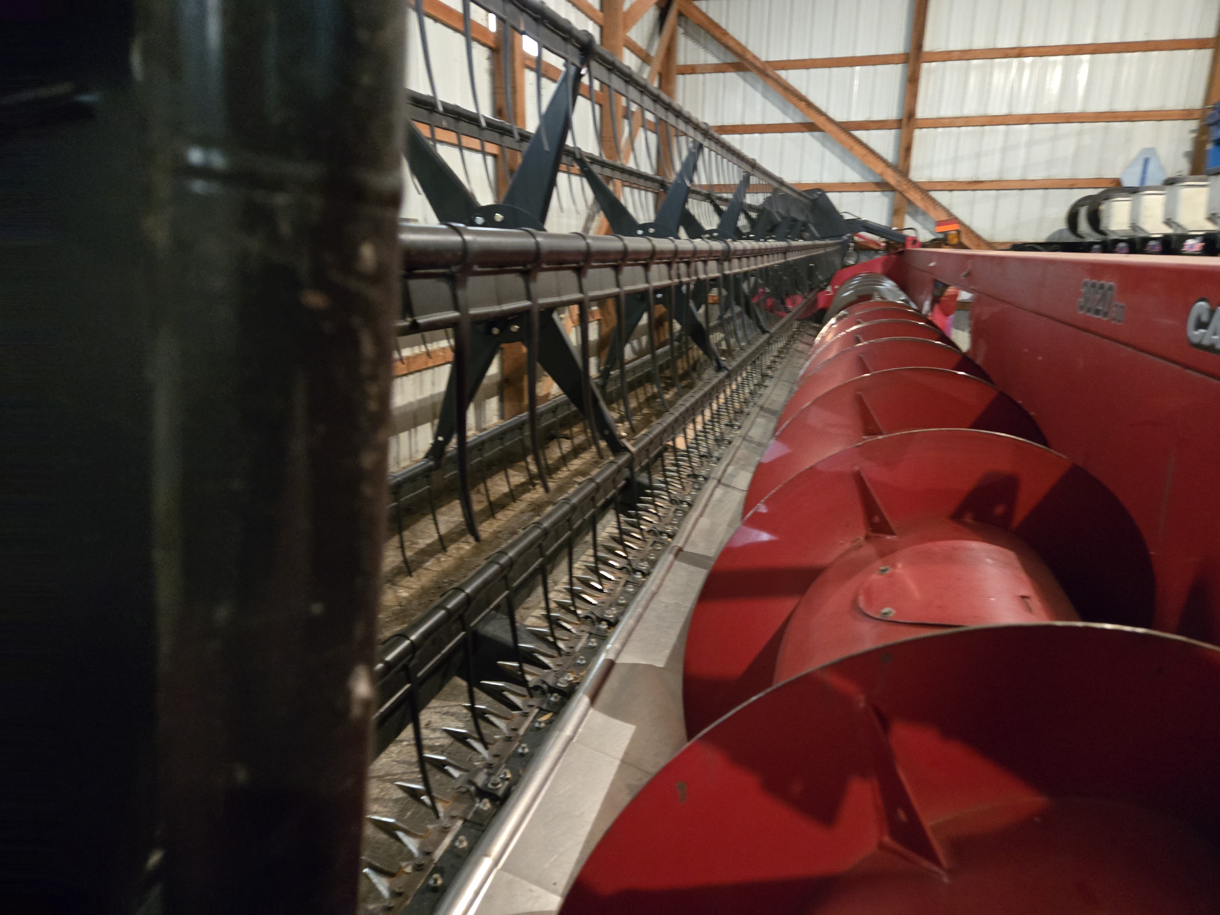 2011 Case IH 3020-30ft Header Combine