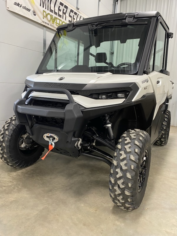 2026 Can-Am 2026 DEFENDER XT CAB HD11 WHITE  SKU # 7LTR Utility Vehicle