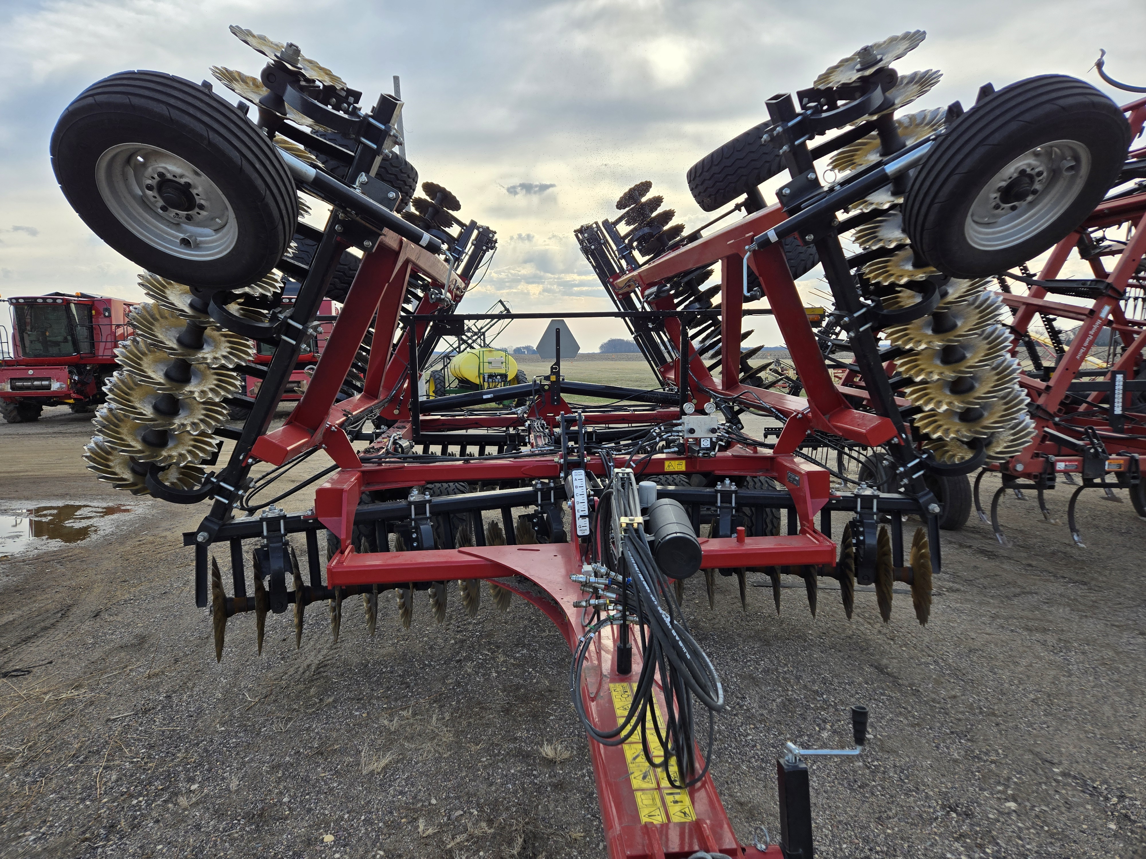 2024 Case IH True Tandem 335 Barracuda Vertical Tillage