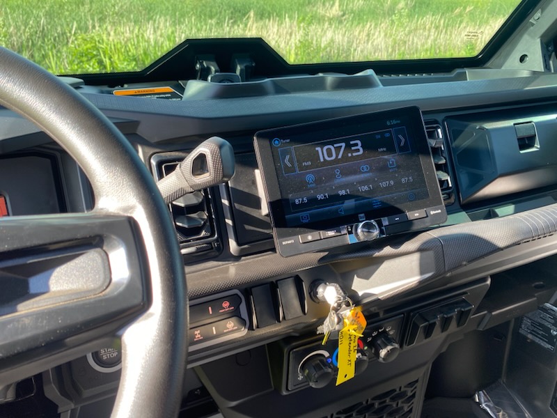 2026 Can-Am 2026 DEFENDER XT CAB HD11 BROWN SKU # 7LTE Utility Vehicle