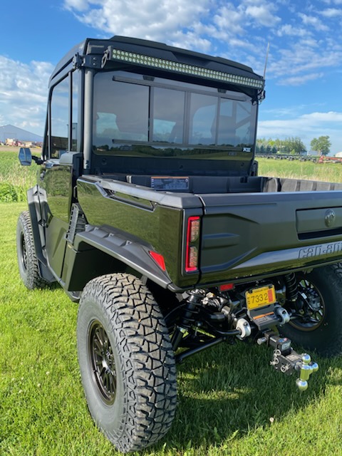 2026 Can-Am 2026 DEFENDER XT CAB HD11 BROWN SKU # 7LTE Utility Vehicle