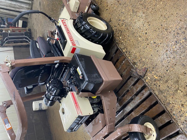 2016 Grasshopper 727T 61RD Mower/Zero Turn