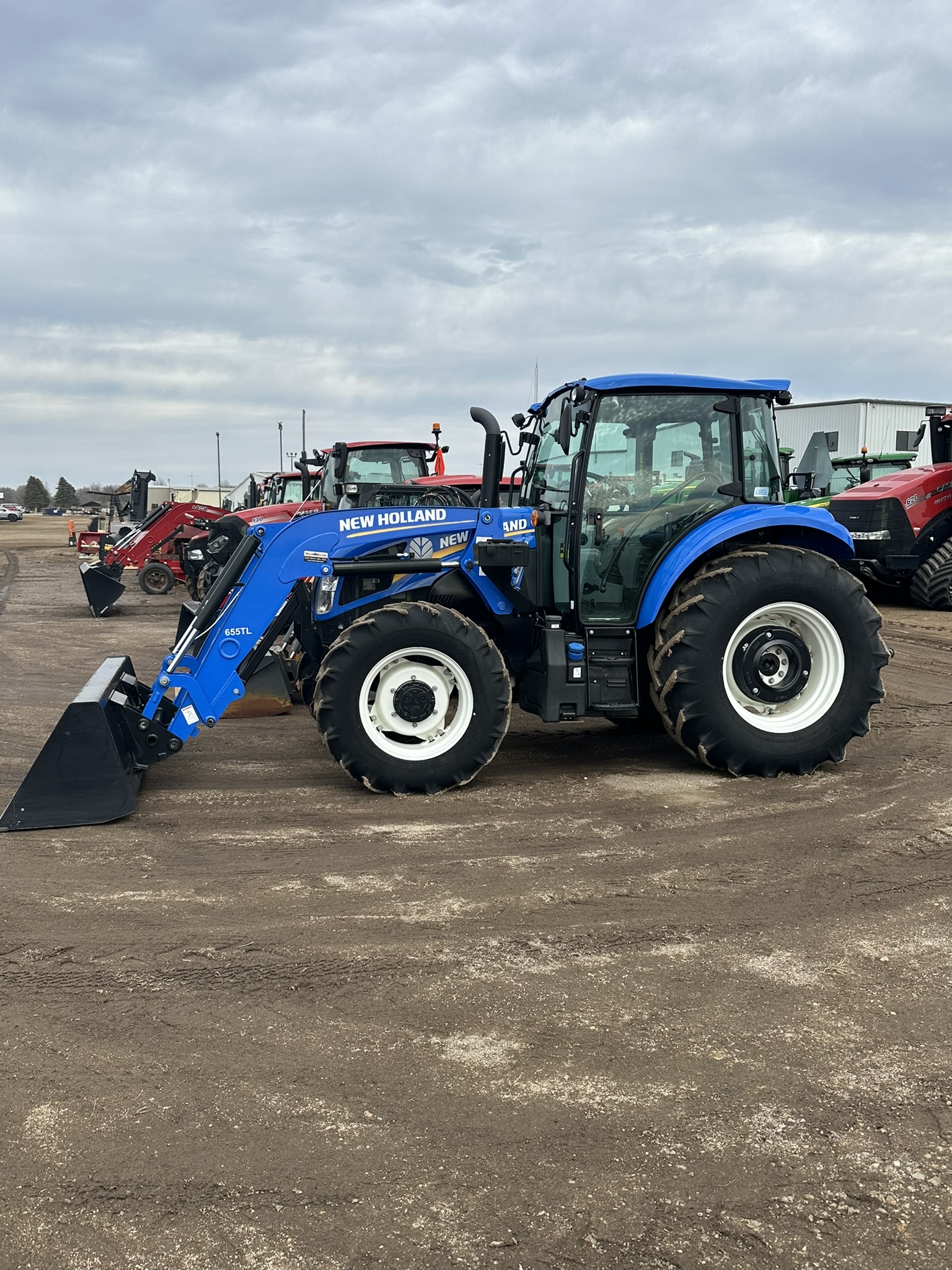 2018 New Holland Powerstar 120 Tractor