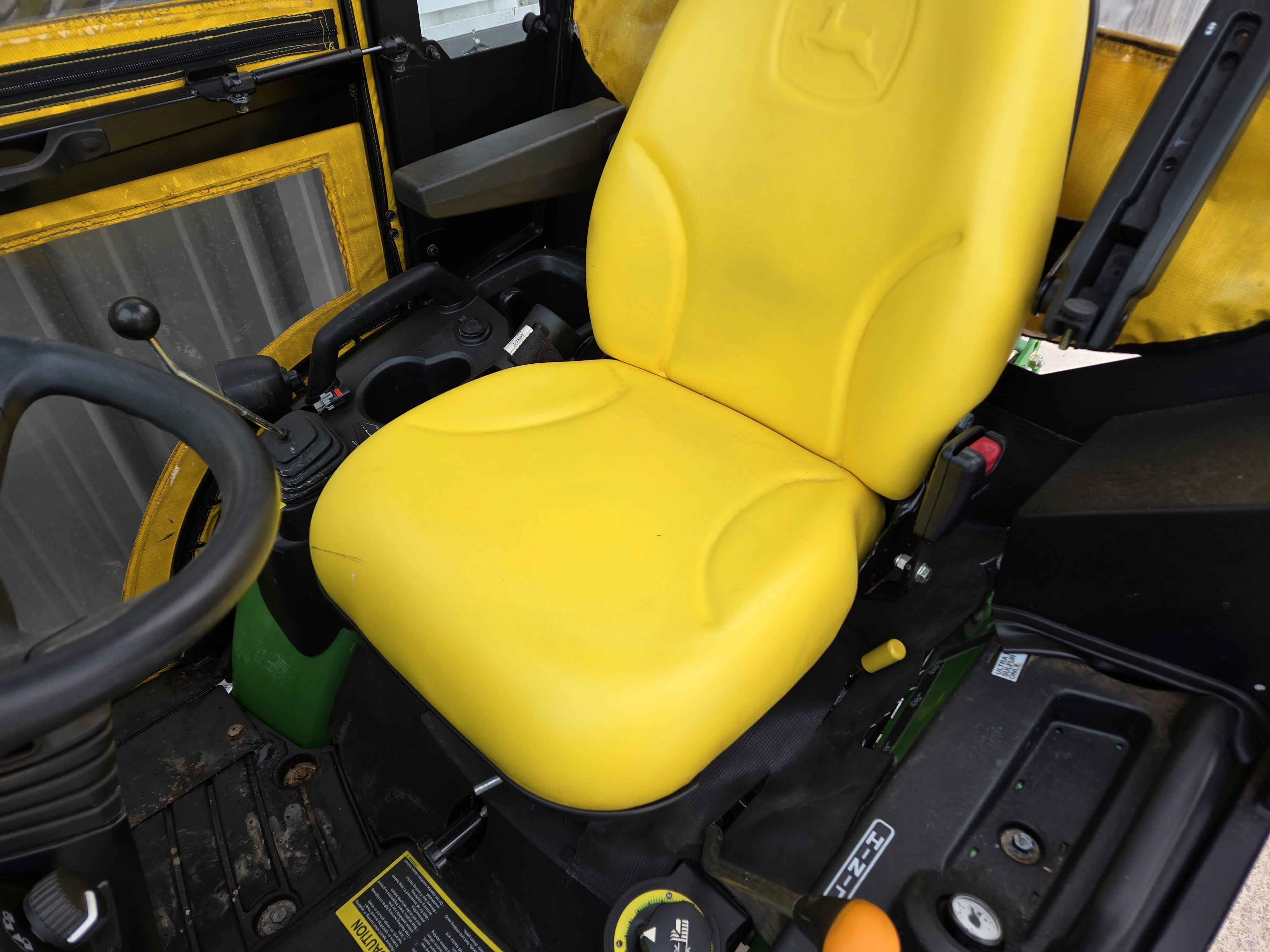 2014 John Deere 1025R Tractor