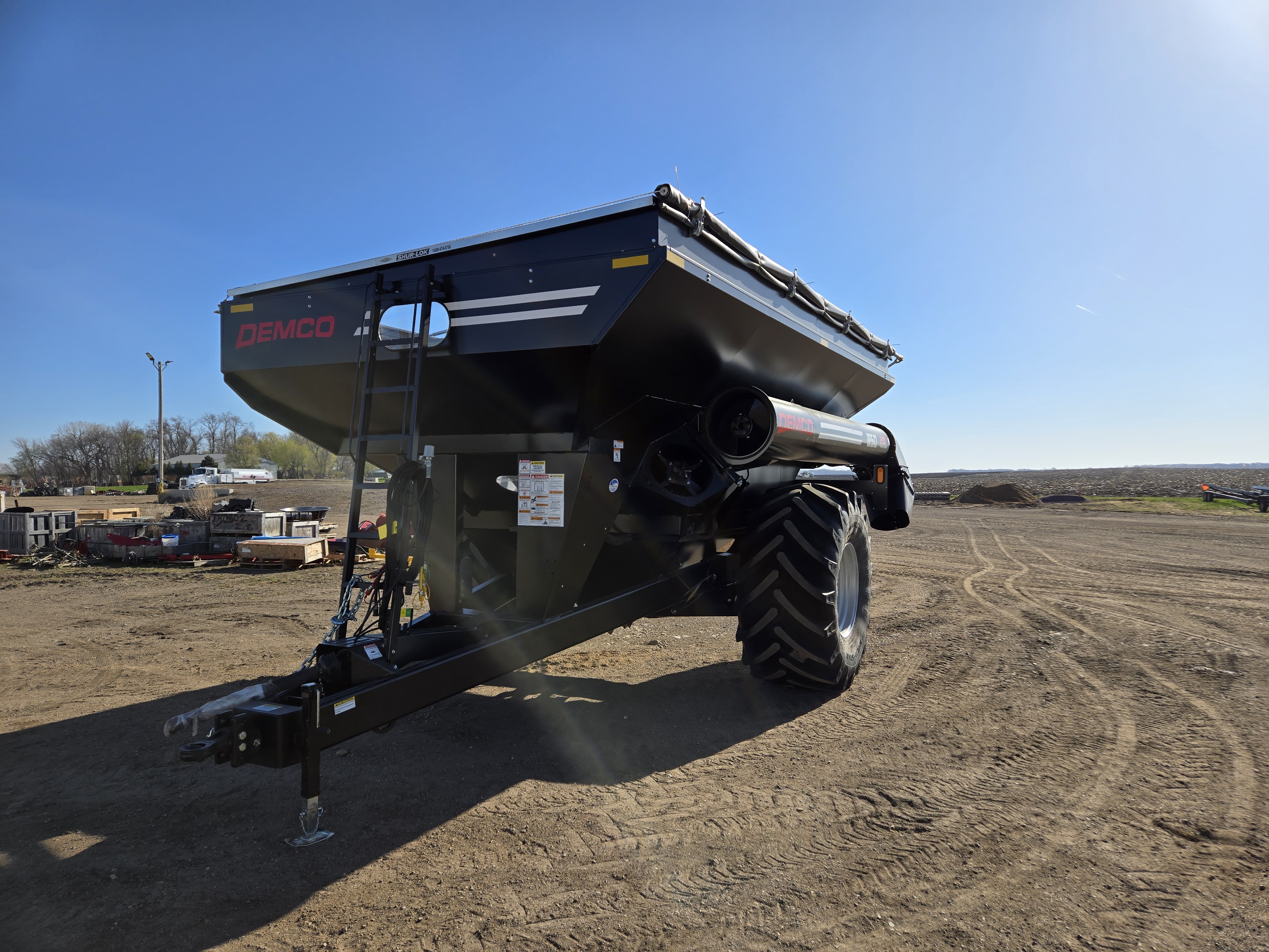 2026 Demco 850 Wheeled / Black / Tarp / Scale Grain Cart