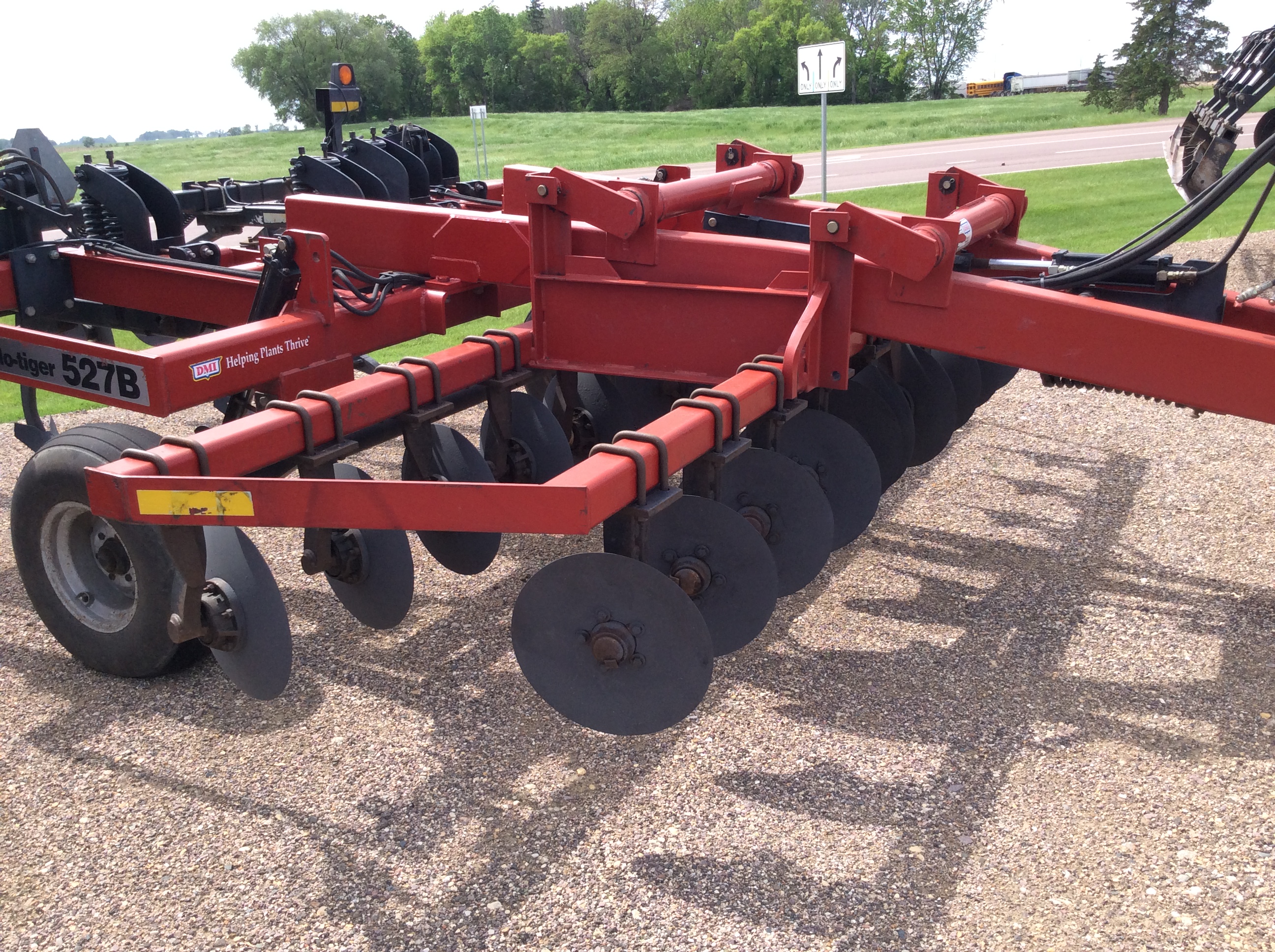 Case IH 527B Deep Tillage