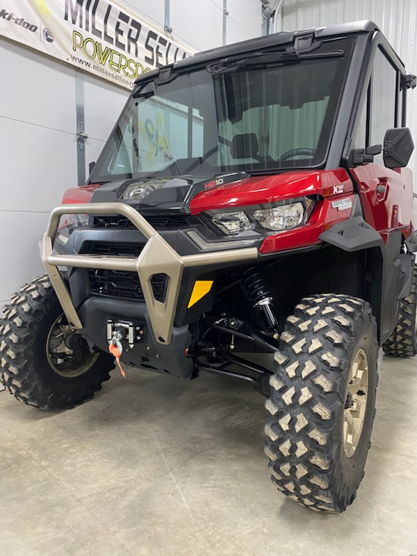 2025 Can-Am 2025 DEFENDER LTD CAB HD10 RED SKU # 8JSM Utility Vehicle