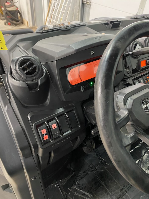 2023 Can-Am 2023 DEFENDER LTD CAB HD10 GRAY SKU # 8JPD Utility Vehicle