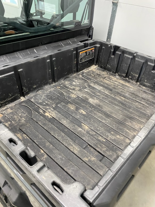 2023 Can-Am 2023 DEFENDER LTD CAB HD10 GRAY SKU # 8JPD Utility Vehicle