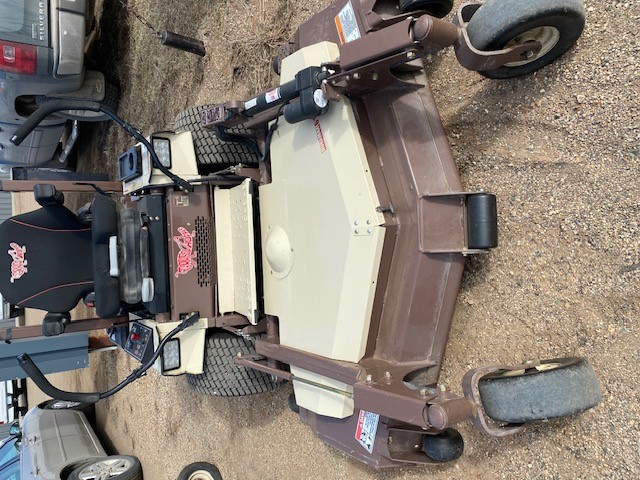 2020 Grasshopper 727K EFI 3761 61" Rear Discharge Deck Mower/Zero Turn