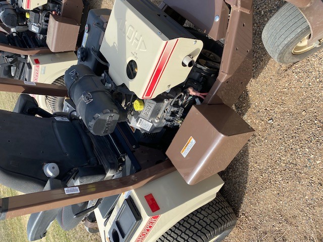 2020 Grasshopper 727K EFI 3761 61" Rear Discharge Deck Mower/Zero Turn