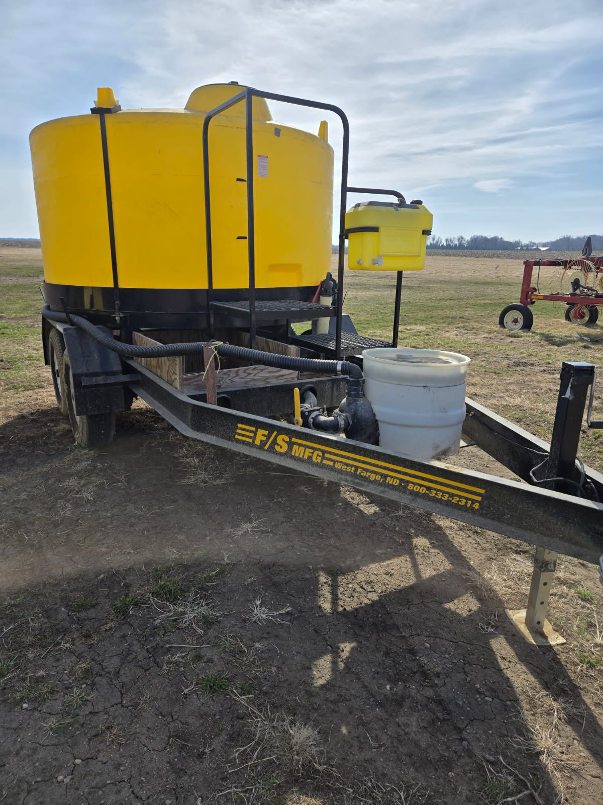 F/S MFG Caddy 1300 Sprayer/Trailer