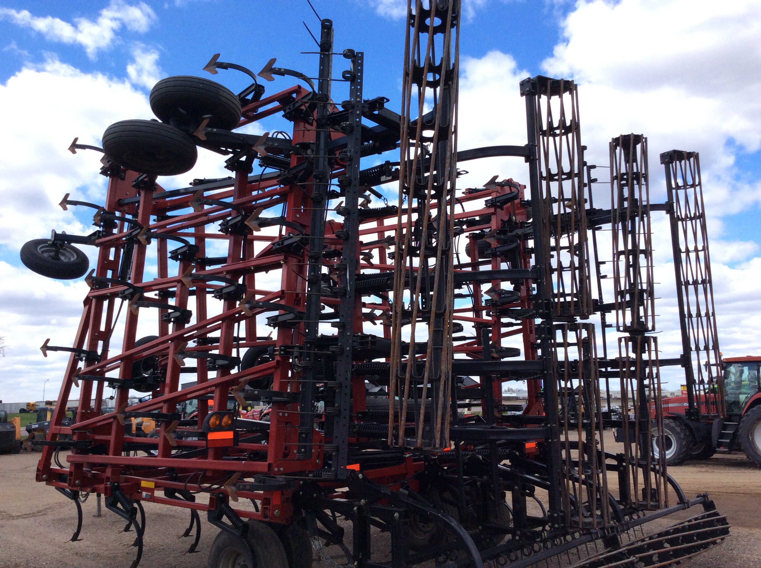 2014 Case IH TM 200 60.5' Field Cultivator