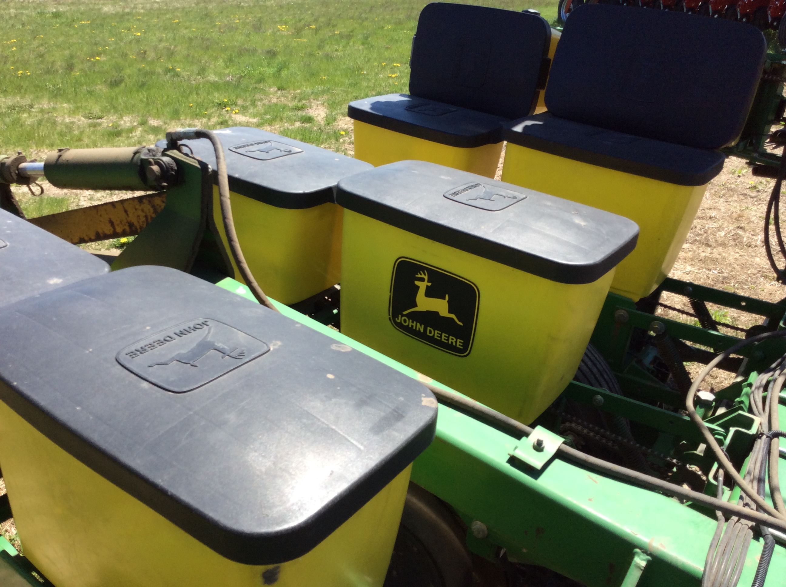 John Deere 1710 Planter