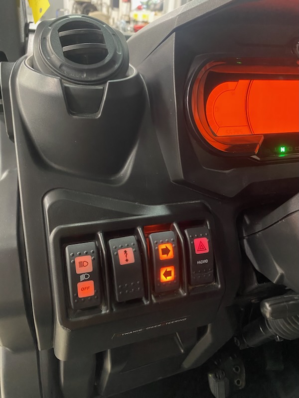 2020 Can-Am 2020 Defender LTD Cab HD10 Silver Utility Vehicle