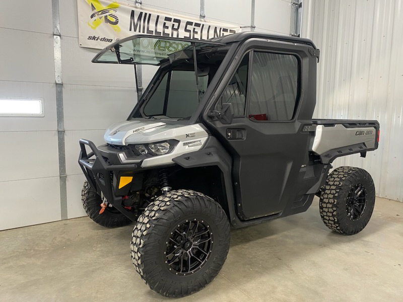 2020 Can-Am 2020 Defender LTD Cab HD10 Silver Utility Vehicle