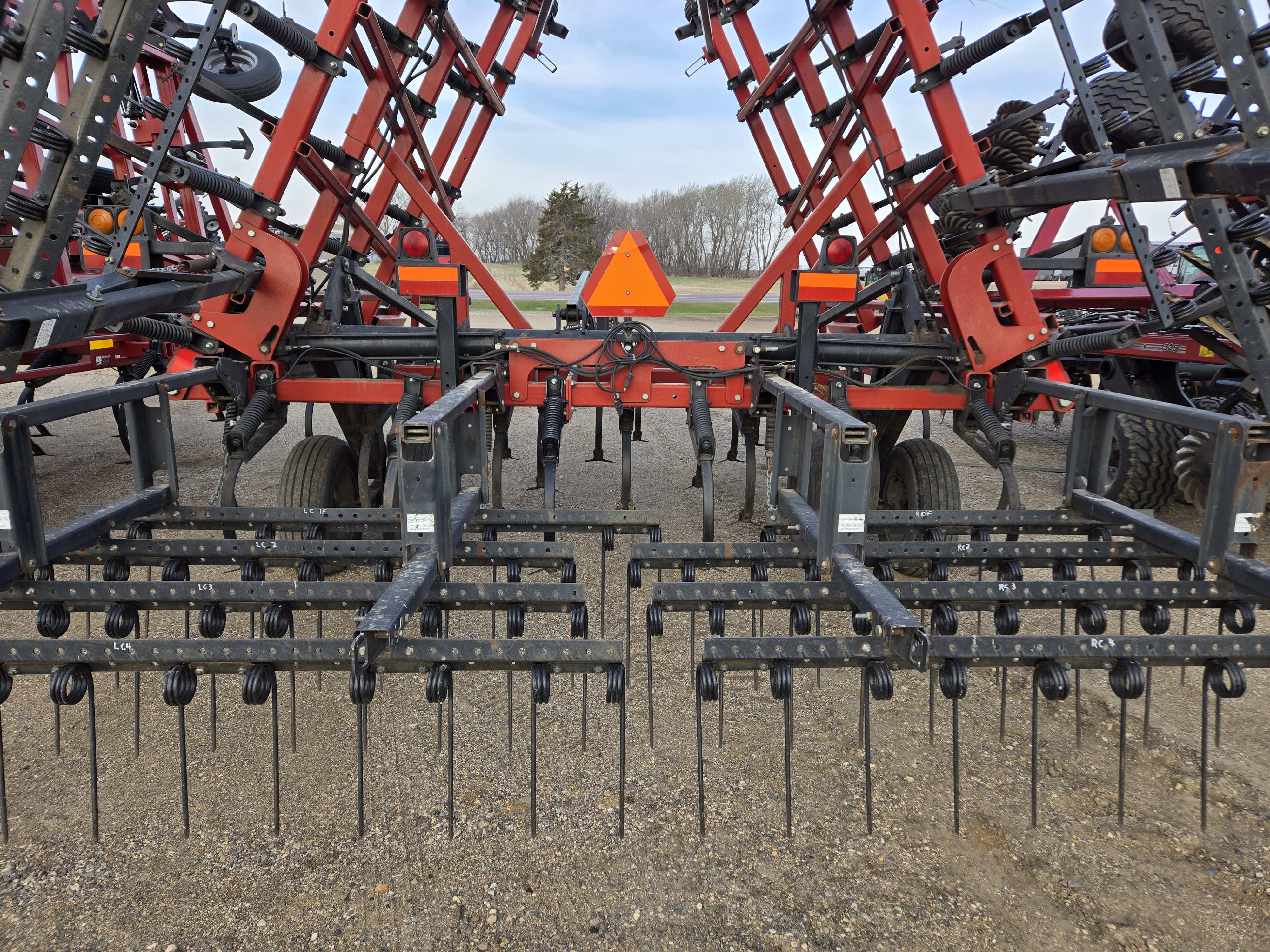 Case IH TIGERMATE II Field Cultivator