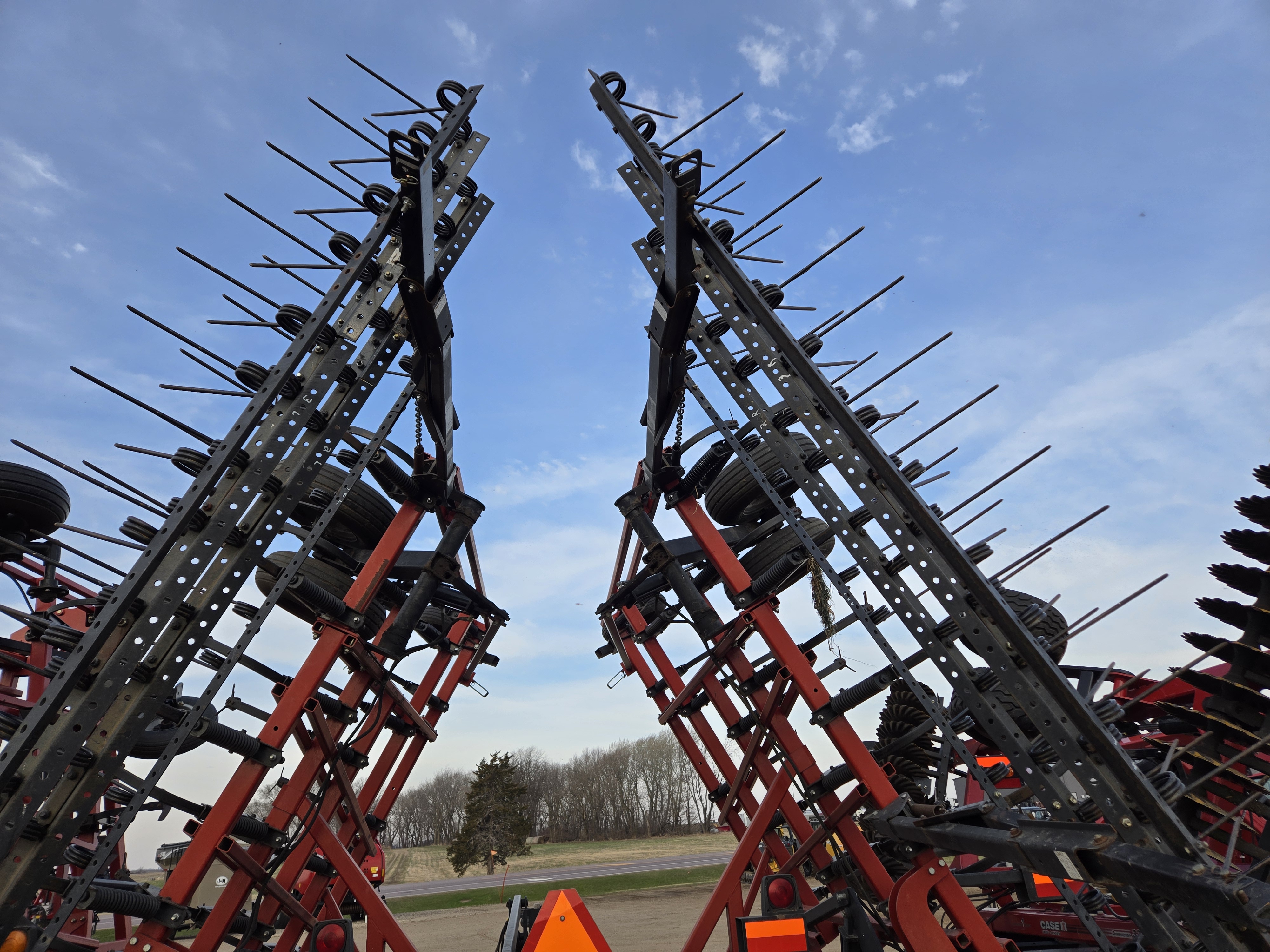 Case IH TIGERMATE II Field Cultivator